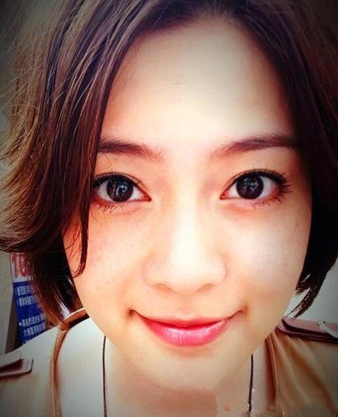 仔仔周渝民老婆照片 魅力风采不输大S 仔仔周渝民老婆照片 魅力风采不输大S