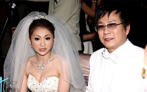 沈玉琳眼睛怎么了 沈玉琳结婚前女友前来送祝福