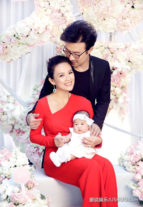 章子怡汪峰为爱女办百日宴 首曝孕期细节:顺产坚持母乳喂养 章子怡汪峰为爱女办百日宴 首曝孕期细节:顺产坚持母乳喂养