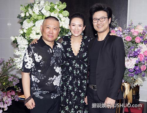 章子怡汪峰为爱女办百日宴 首曝孕期细节:顺产坚持母乳喂养 章子怡汪峰为爱女办百日宴 首曝孕期细节:顺产坚持母乳喂养