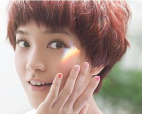 揭秘郭采洁菜花事件 “菜花”之苦未了 眼睛又衰变“蛋花”