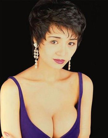 欣赏叶子楣个人私房照 性感美丽不输当年