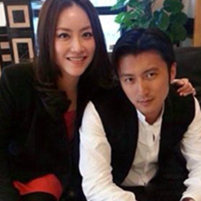 霍汶希谢霆锋是什么关系? 经纪人个人资料曝光 霍汶希谢霆锋是什么关系? 经纪人个人资料曝光