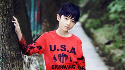 王俊凯穿女装的样子 画面太美不敢看