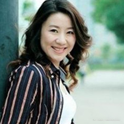 孟非老婆李雪照片曝光 揭秘两人的爱情生活 孟非老婆李雪照片曝光 揭秘两人的爱情生活