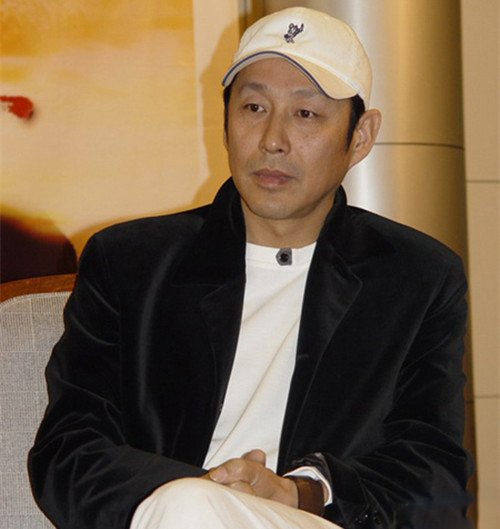 陈道明与左小青婚外情真相 曝其两人恋情扑朔迷离 陈道明与左小青婚外情真相 曝其两人恋情扑朔迷离