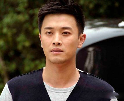 蒋毅年龄已过而立仍单身 蒋毅被疑与杨怡有姐弟恋