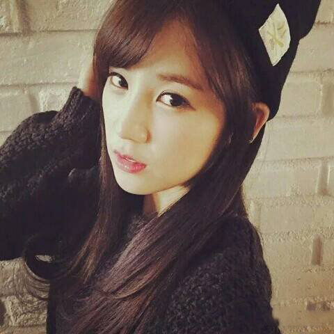 apink初珑高清图片 出演师弟BTOB音乐录影带