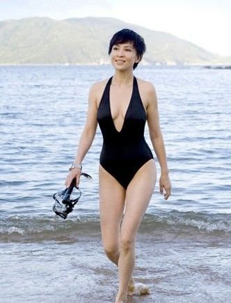 刘嘉玲裸照大曝光 早前女神被绑性侵事情一度轰动娱乐圈