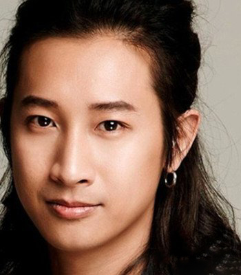 台湾男星邱凯伟 揭秘其丰富经历