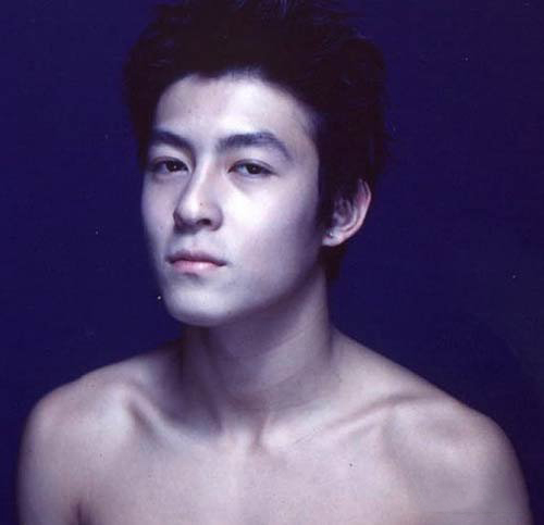 陈思慧陈冠希艳门照曝光 陈思慧被目击与未婚夫出行购物