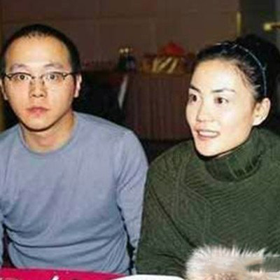 王菲有几任老公 揭秘明星情侣聚散辛酸史