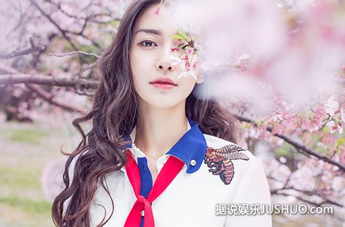 Angelababy樱花写真少女感爆棚 怎一个仙字了得 Angelababy樱花写真少女感爆棚 怎一个仙字了得