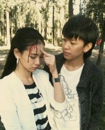 林子君和戚薇被爆同性恋爱多年 戚薇否认与李承铉恋情 林子君和戚薇被爆同性恋爱多年 戚薇否认与李承铉恋情