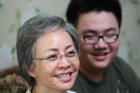 英达儿子巴图 英达拒见儿子内幕曝光 英达儿子巴图 英达拒见儿子内幕曝光