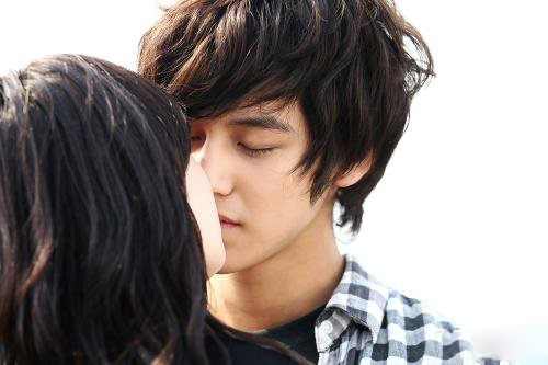 金范金素恩图片曝光 上演荧屏最佳甜蜜CP