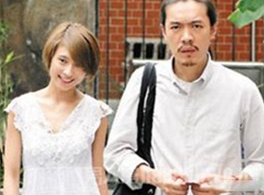 戴佩妮老公曝光 戴佩妮否认奉子成婚 戴佩妮老公曝光 戴佩妮否认奉子成婚