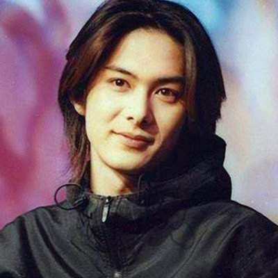 柏原崇年轻照片曝光 曾被称二十世纪的最后一位美少年 柏原崇年轻照片曝光 曾被称二十世纪的最后一位美少年