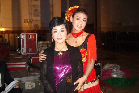 李谷一的历任丈夫介绍 网传李谷一嫁肖卓能是攀龙附凤 李谷一的历任丈夫介绍 网传李谷一嫁肖卓能是攀龙附凤