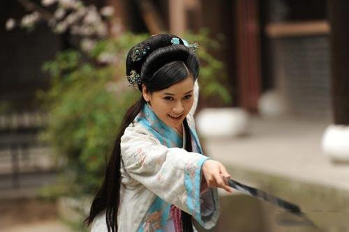 黄海冰老婆介绍 著名演员黄海波的背后的女人 黄海冰老婆介绍 著名演员黄海波的背后的女人