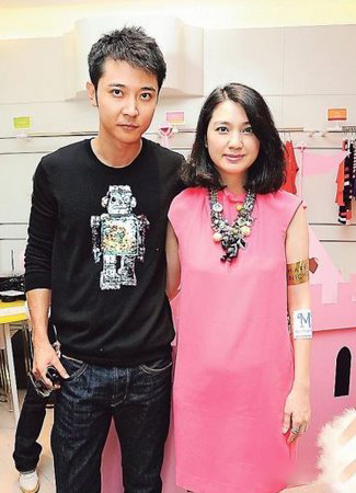 张丹峰老婆是谁 洪欣张丹峰成姐弟恋好榜样