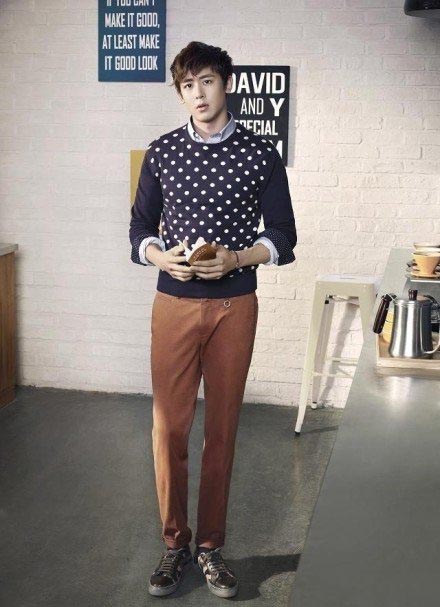 黄美英尼坤接吻照曝光 尼坤为护女友与宋茜撇清关系