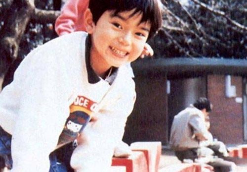 松本润小时候包子脸嫩照大曝光 网友高呼与小栗旬在一起 松本润小时候包子脸嫩照大曝光 网友高呼与小栗旬在一起