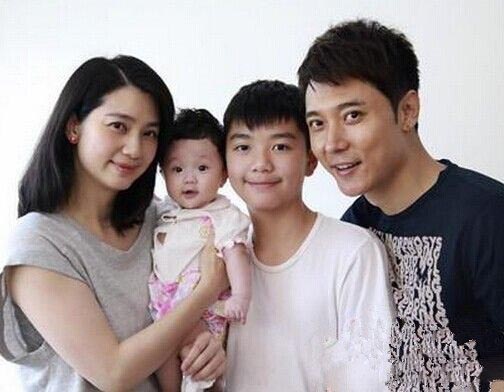 张丹峰老婆大其11岁 且张丹峰被赞好继父