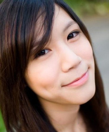 炎亚纶与妹妹照片曝光 笑容甜美面容姣好 炎亚纶与妹妹照片曝光 笑容甜美面容姣好