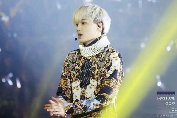 金钟仁白发照片曝光 揭秘他与郑秀晶的恋爱史