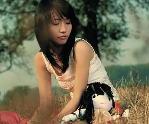 曹方为什么不红? 其本人与主流路线不符 曹方为什么不红? 其本人与主流路线不符