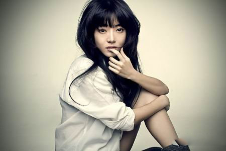 邓家佳整容前后照片曝光 邓家佳王传君被爆两人亲密生活照