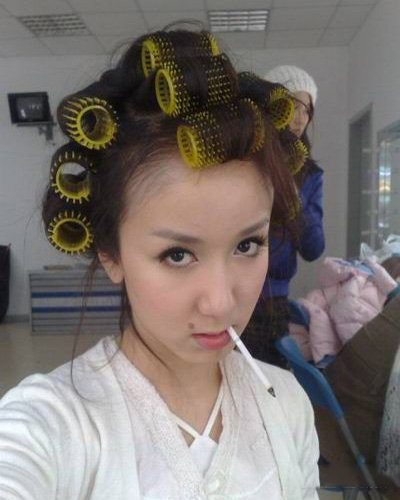 网传娄艺潇整容消息解谜 早期照片曝光 网传娄艺潇整容消息解谜 早期照片曝光