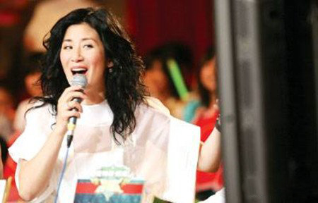 吴君如年轻时候很漂亮 昔日照片大曝光 吴君如年轻时候很漂亮 昔日照片大曝光