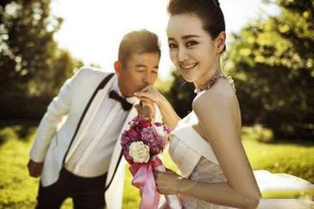 王志飞老婆张定涵 王志飞演婚外情妻子吃醋 王志飞老婆张定涵 王志飞演婚外情妻子吃醋