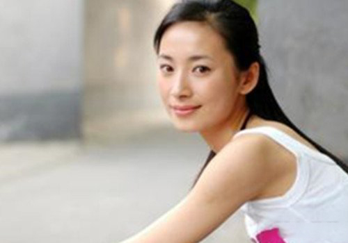 演员徐筠大尺度照曝光 “谋女郎”自爆婉拒佟大为追求