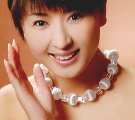 揭秘王千源老婆阎学晶个人资料 普普通通的心成就人生