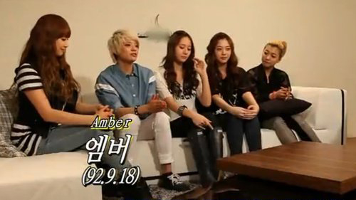 周子瑜王嘉尔综艺之回头看我 周子瑜自称从台湾来 周子瑜王嘉尔综艺之回头看我 周子瑜自称从台湾来