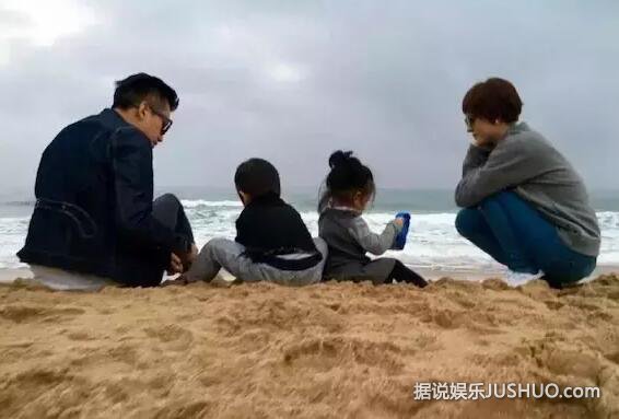 邓超智障多年孙俪不离不弃 邓超孙俪结婚五周年晒全家福 邓超智障多年孙俪不离不弃 邓超孙俪结婚五周年晒全家福