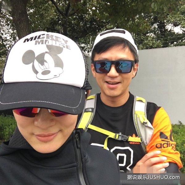 邓超智障多年孙俪不离不弃 邓超孙俪结婚五周年晒全家福 邓超智障多年孙俪不离不弃 邓超孙俪结婚五周年晒全家福