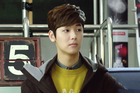 韩星姜敏赫照片帅气十足 个人资料大曝光