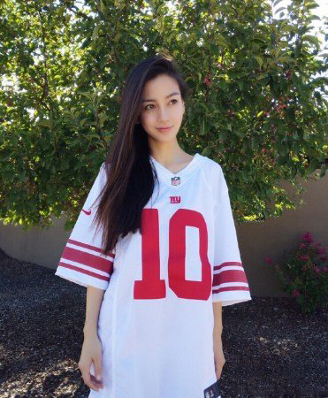 angelababy正面照曝光差很大 权威鉴定结果受质疑