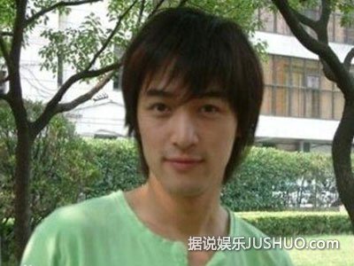胡歌大学毕业照曝光原来这么屌丝!与袁弘是同班好兄弟 胡歌大学毕业照曝光原来这么屌丝!与袁弘是同班好兄弟