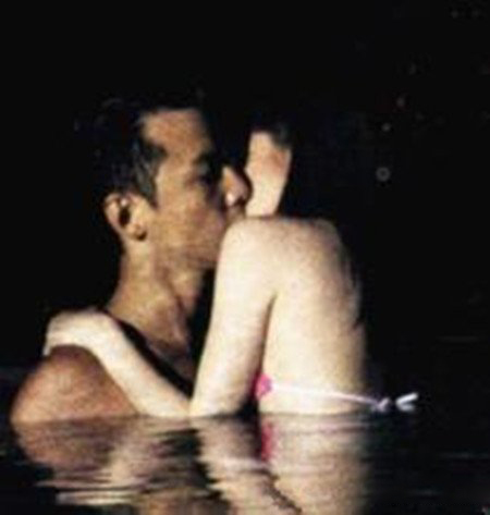 曝光何美钿近况 与吴彦祖拍摄激情戏 曝光何美钿近况 与吴彦祖拍摄激情戏