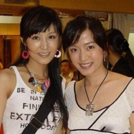 鲍莉个人资料大揭密 曝鲍蕾对妹妹超级nice