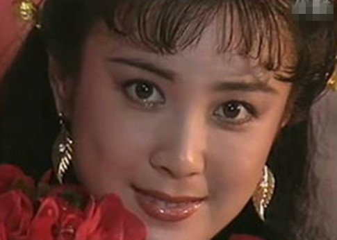 傅艺伟妲己剧照美丽依旧 如今因吸毒已成阶下囚