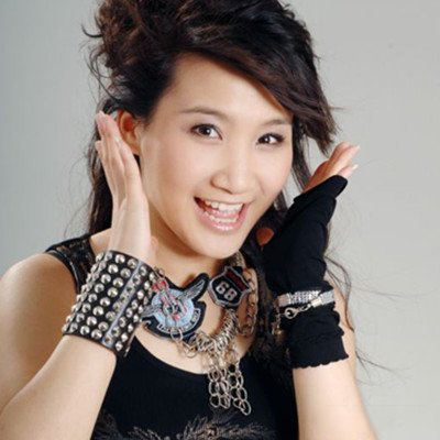 艾梦萌是谁 其是06年超女沈阳冠军