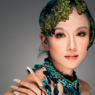 揭秘对杨丽萍月光的赏析 曝光杨丽萍的演艺经历