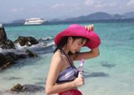 金晨身材火爆？ 演员金晨泳装大揭秘