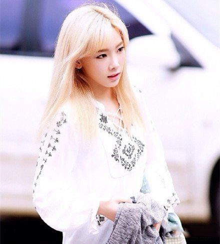 边伯贤和金泰妍分手没？ 两人分手真相大曝光